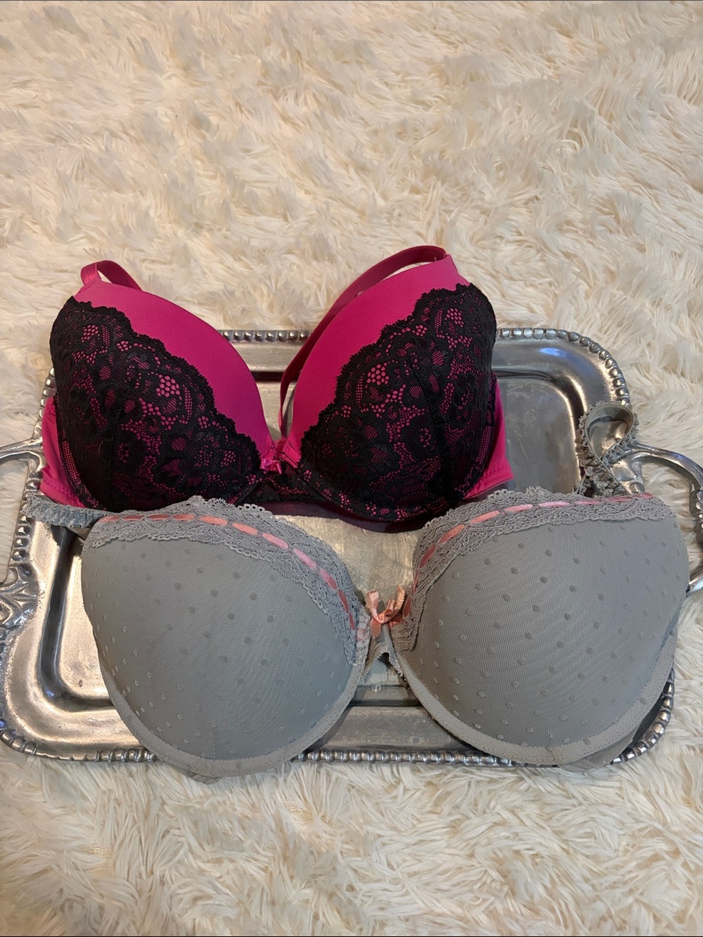 2 Push-Up Bras 34D